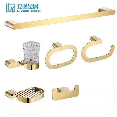 Kultaiset kylpyhuonelaitteistosetit